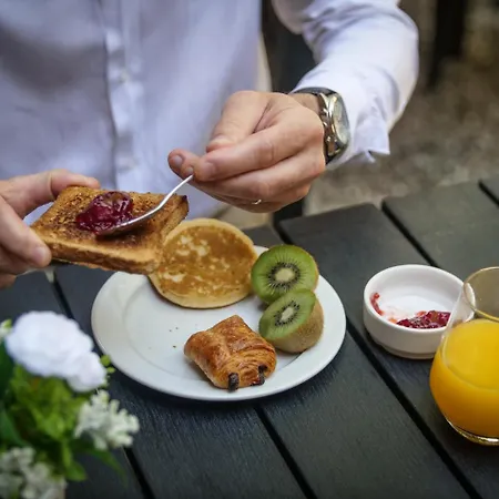 朗格尔诺沃设计酒店 朗格勒