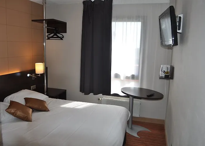 Hotel Design & Restaurant 2*